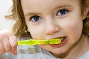 Imagen de Cuidado con las cremas de dientes con mucho flúor